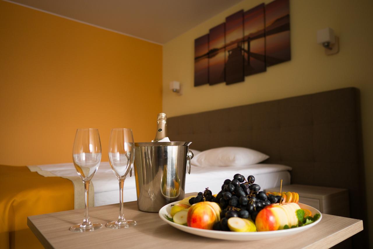 Liivarand Hotel Narva-Jõesuu Eksteriør bilde
